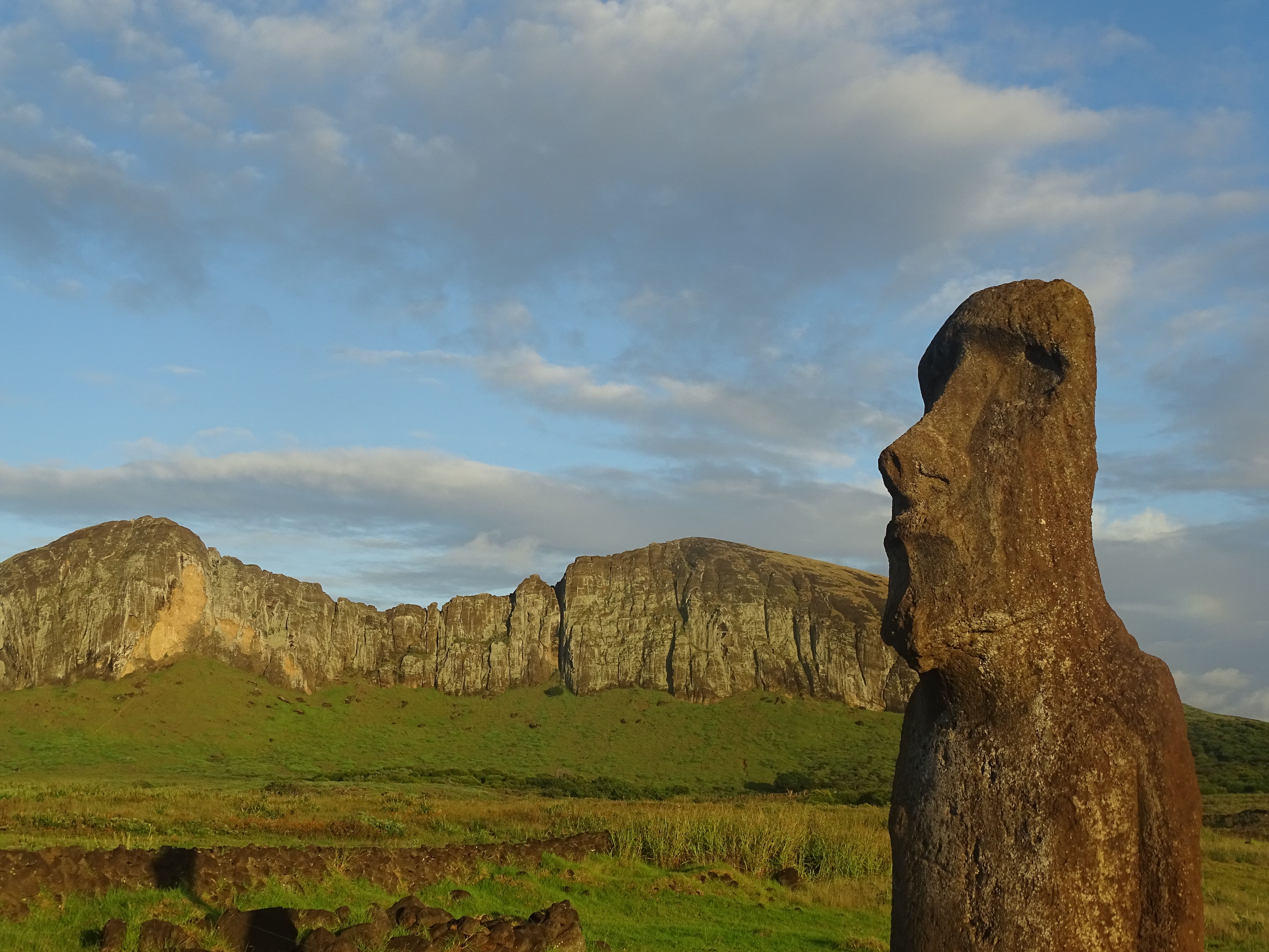 Le sud et l’est de Rapa Nui : d’Akahanga à Ovahe